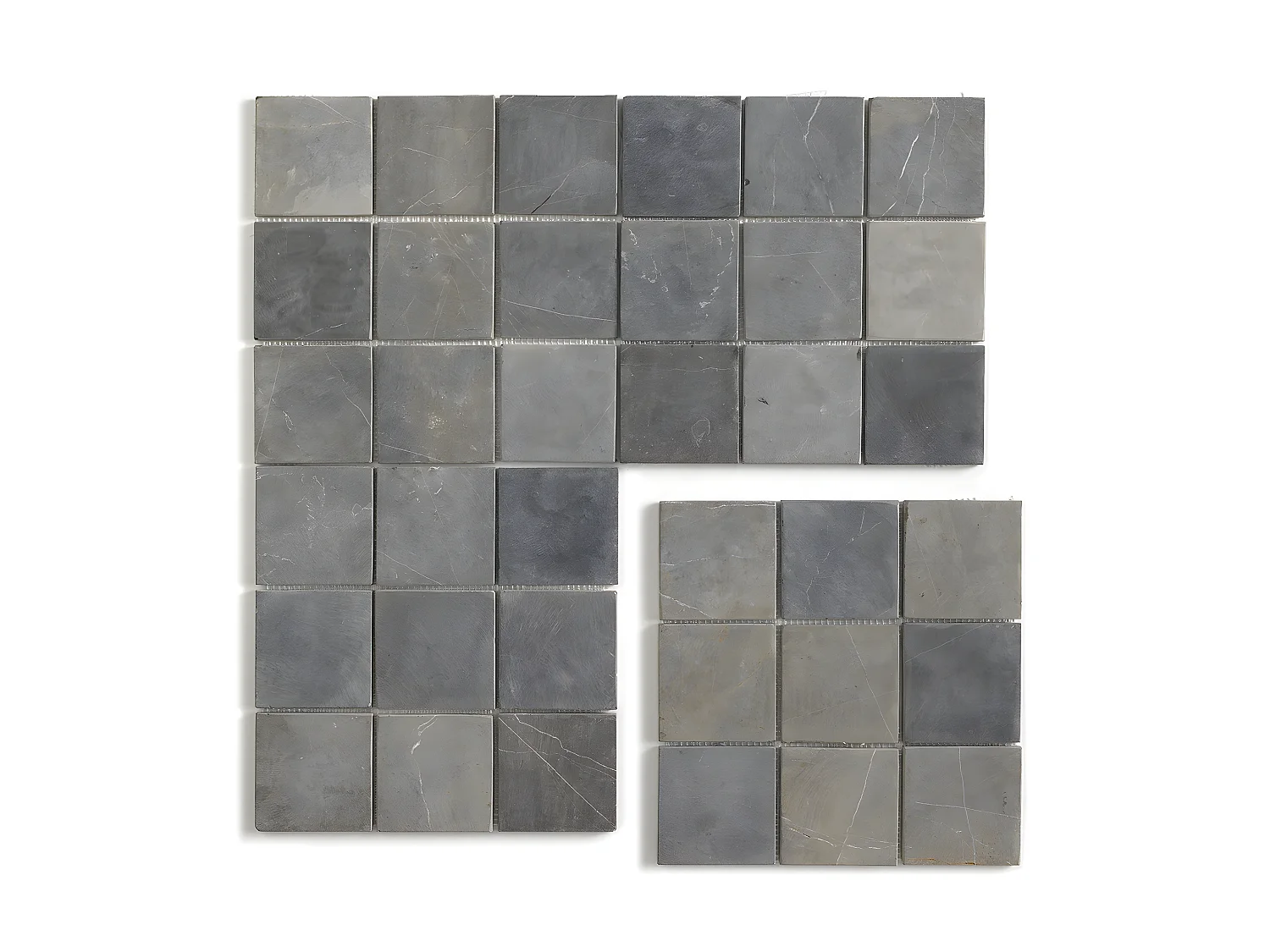 Carrelage mosaïque / Plaque de mosaïque mur et sol en marbre naturel coloris Gris argent - 30 x 30 cm