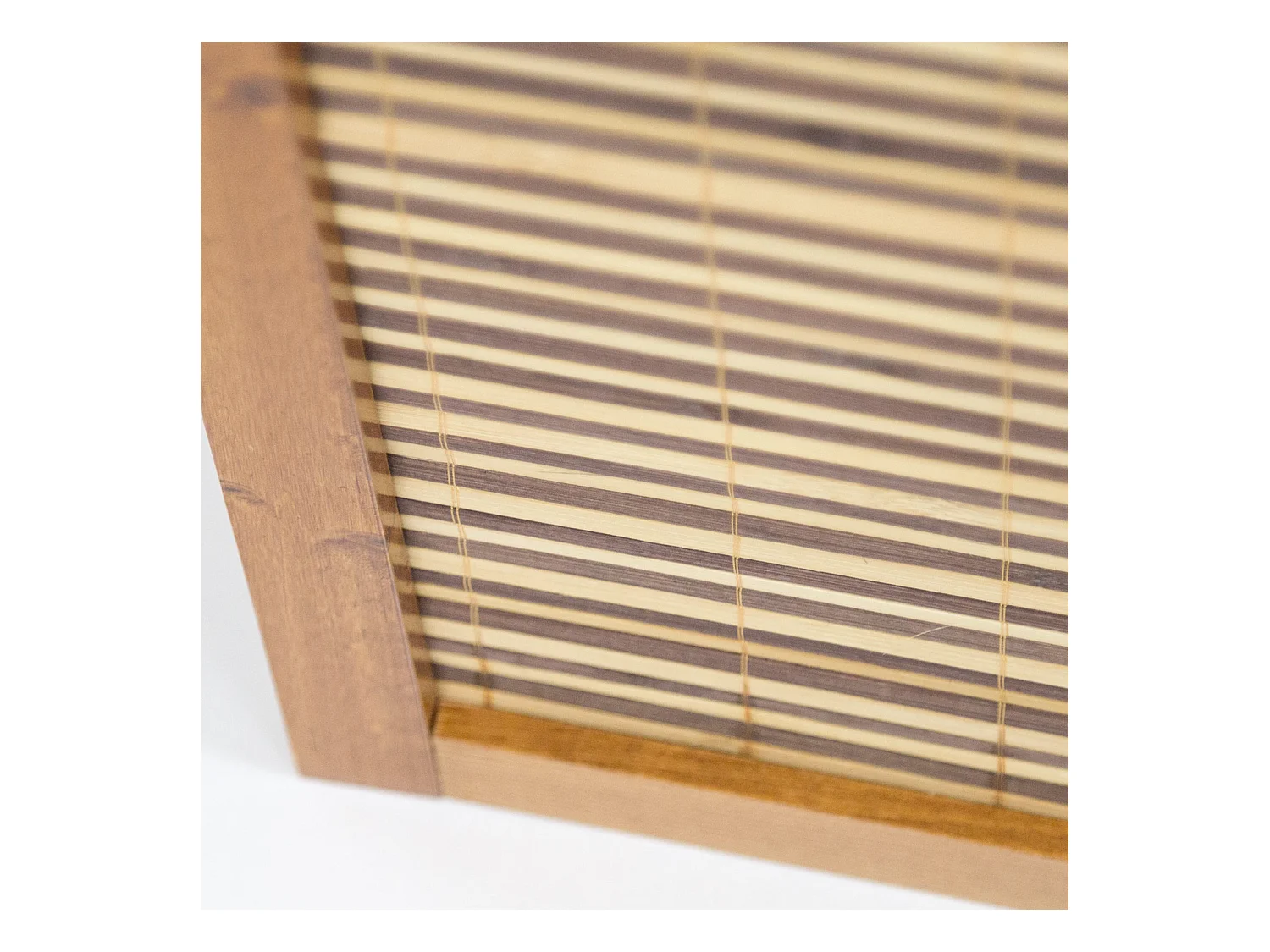 Paravent en bois brun avec bambou de 4 pans