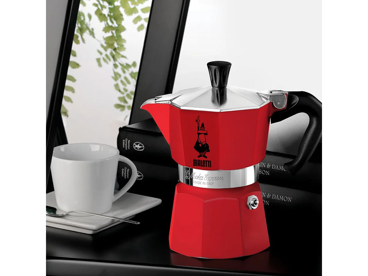 Cafetière Italienne Moka Express 3T Rouge Bialetti - Tradition Italienne en Couleur