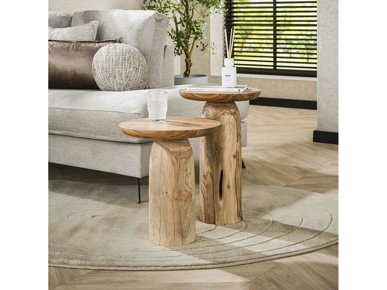 Table d’appoint bois – plateau sculpté, 46 cm MELBOURNE