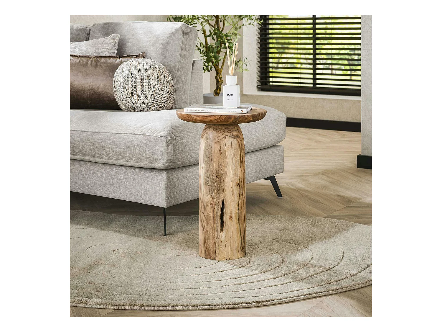 Table d’appoint bois – plateau sculpté, 55 cm MELBOURNE