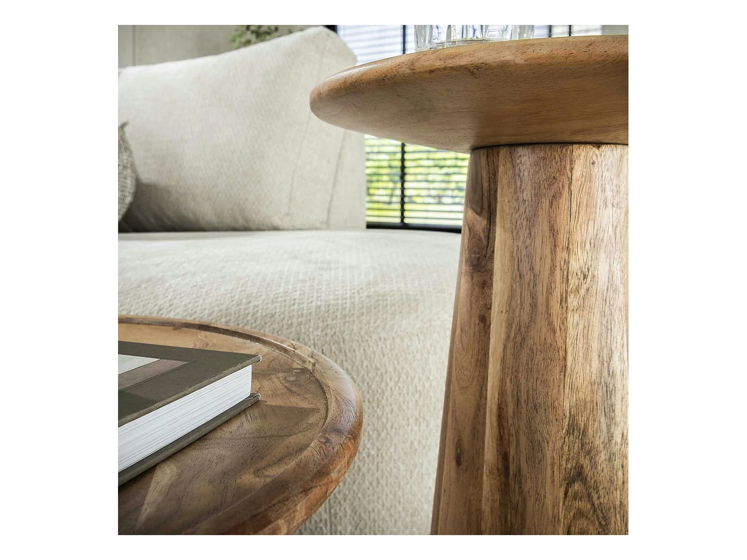 Bout de canapé en bois acacia – pied conique (lot de 2) MELBOURNE