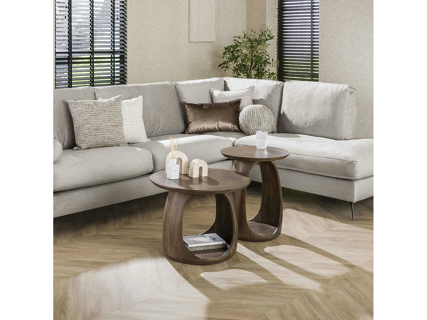 Table d’appoint bois brun – rangement intégré, 46 cm MYSORE