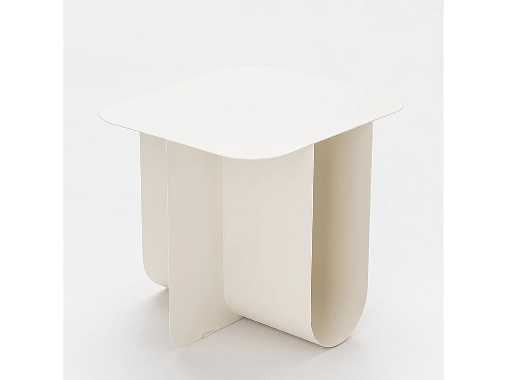 Blum - Table d'appoint en métal 45x40cm - Beige