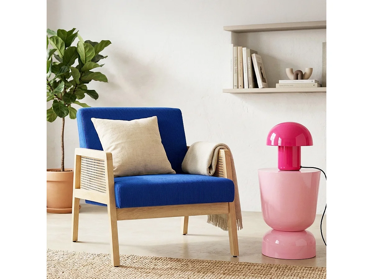 Fauteuil en cannage et velours côtelé bleu électrique - Mani