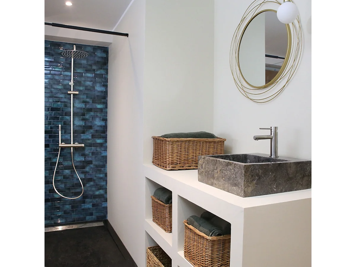 Luisa bateria miedziana umywalkowa niska stal nierdzewna