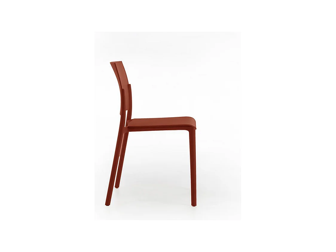 Set di 4 sedie impilabili da soggiorno rosse "Sabrina" in polipropilene moderne cm 52,5x55 81h