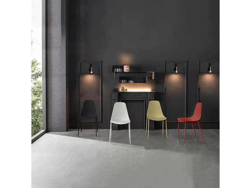 Set di 2 sedie moderne in polipropilene gialle "Kate" da soggiorno con struttura in metallo verniciato