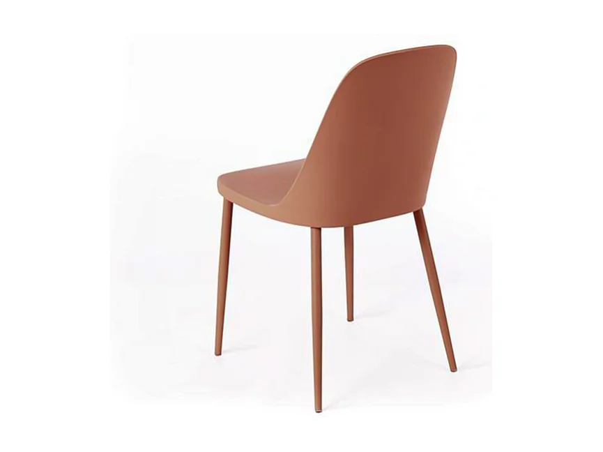 Set van 4 moderne "Paola" roestkleurige polypropyleen stoelen met geverfde metalen poten