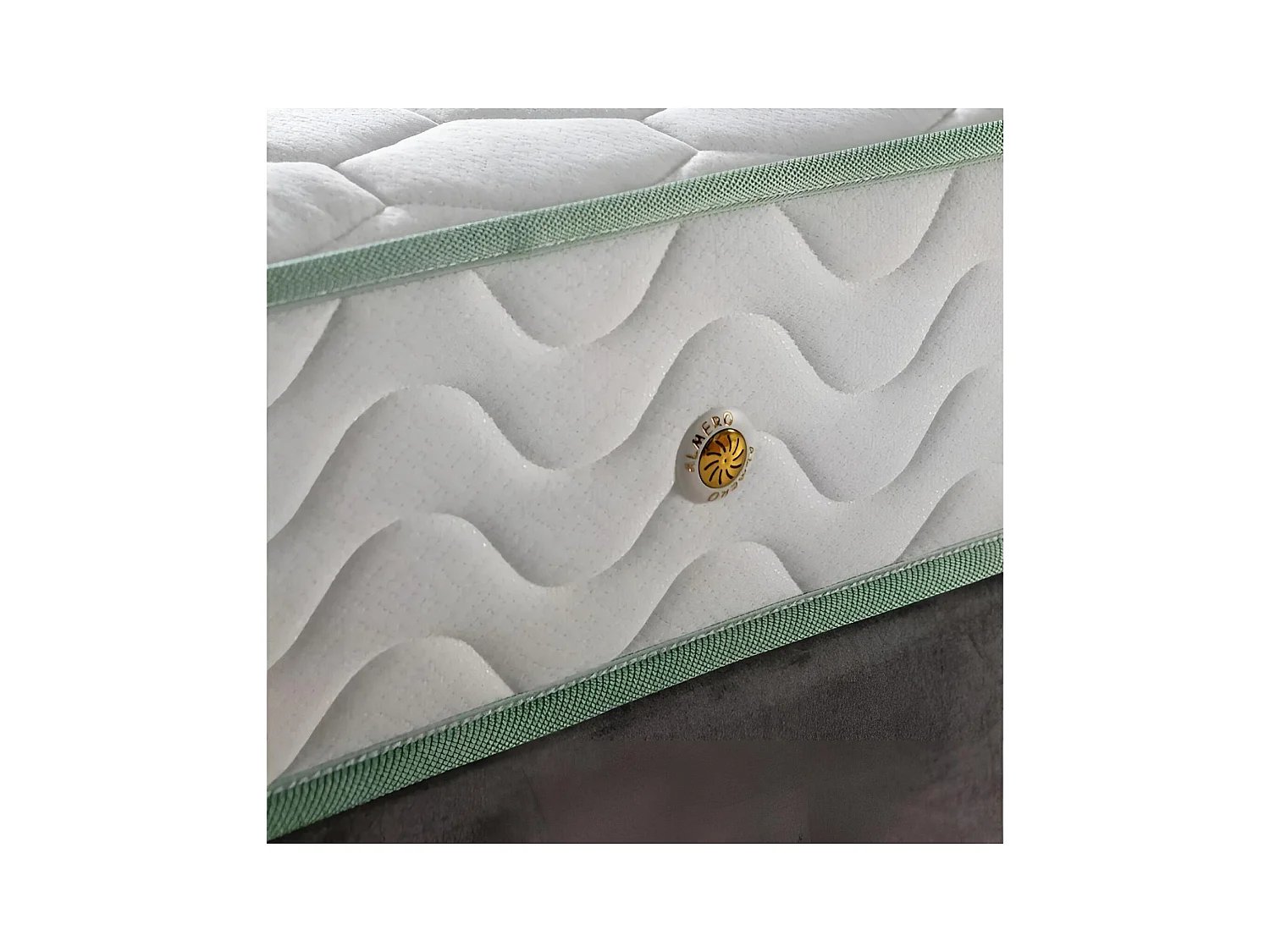 Matelas Almero Natura /140x200/ressorts et alèses/blanc