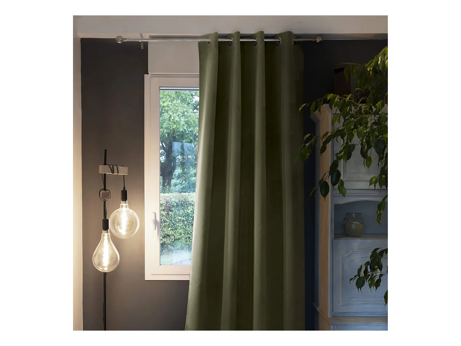 Rideau thermique à œillets kaki 180x260