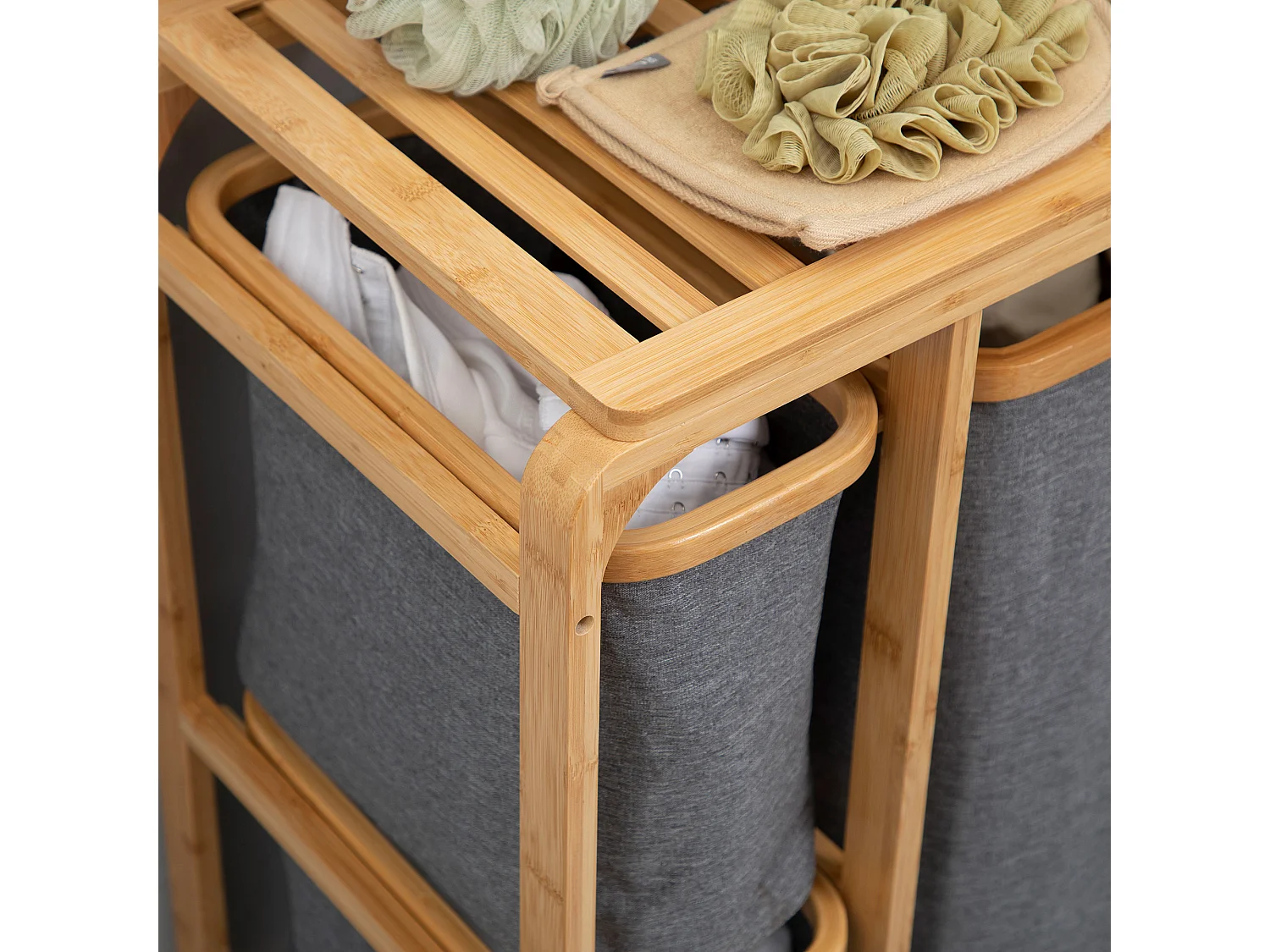 Panier à linge avec plateforme, 3 sacs amovibles, bambou et polyester, gris+naturel (50x32x69.7 cm)