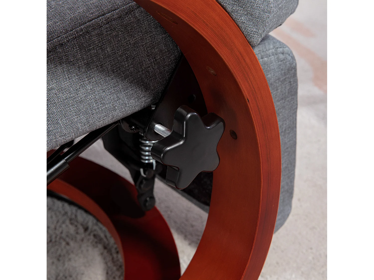 Draaibare relaxfauteuil met relaxfunctie, houten armleuningen, grijze linnen stof (86x68x100cm)