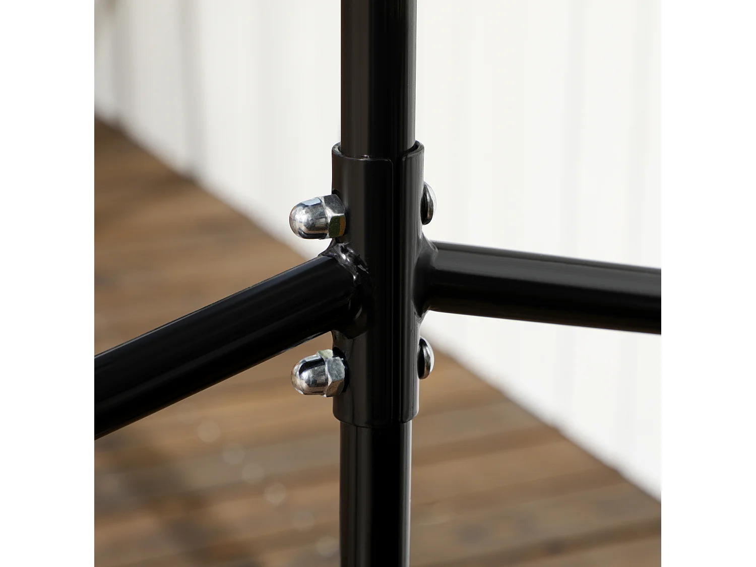 Porte-vêtements avec roulettes, structure métallique robuste, noire, facile à monter (150x60x170 cm)