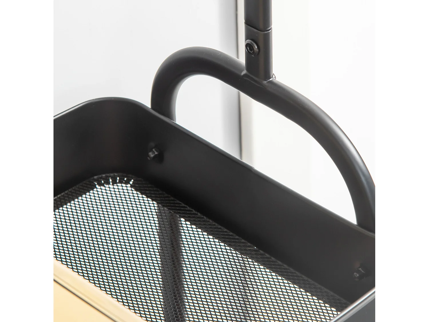 Porte-manteaux mobile avec tringle et étagères, acier noir, roulettes verrouillables (56.5x31.5x152.5cm)