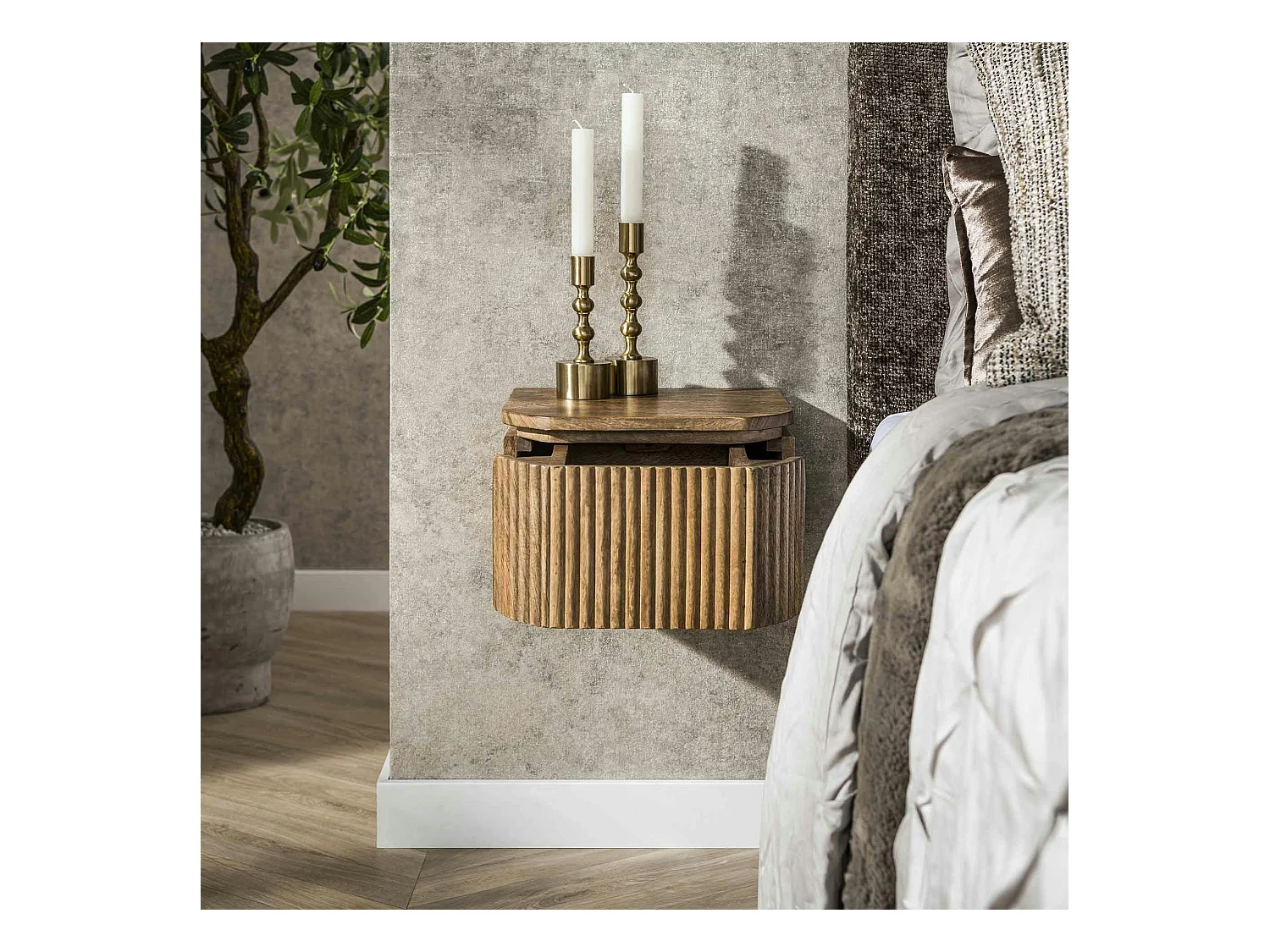 Table de nuit bois – 1 tiroir, motif baguette 32 cm DELHI