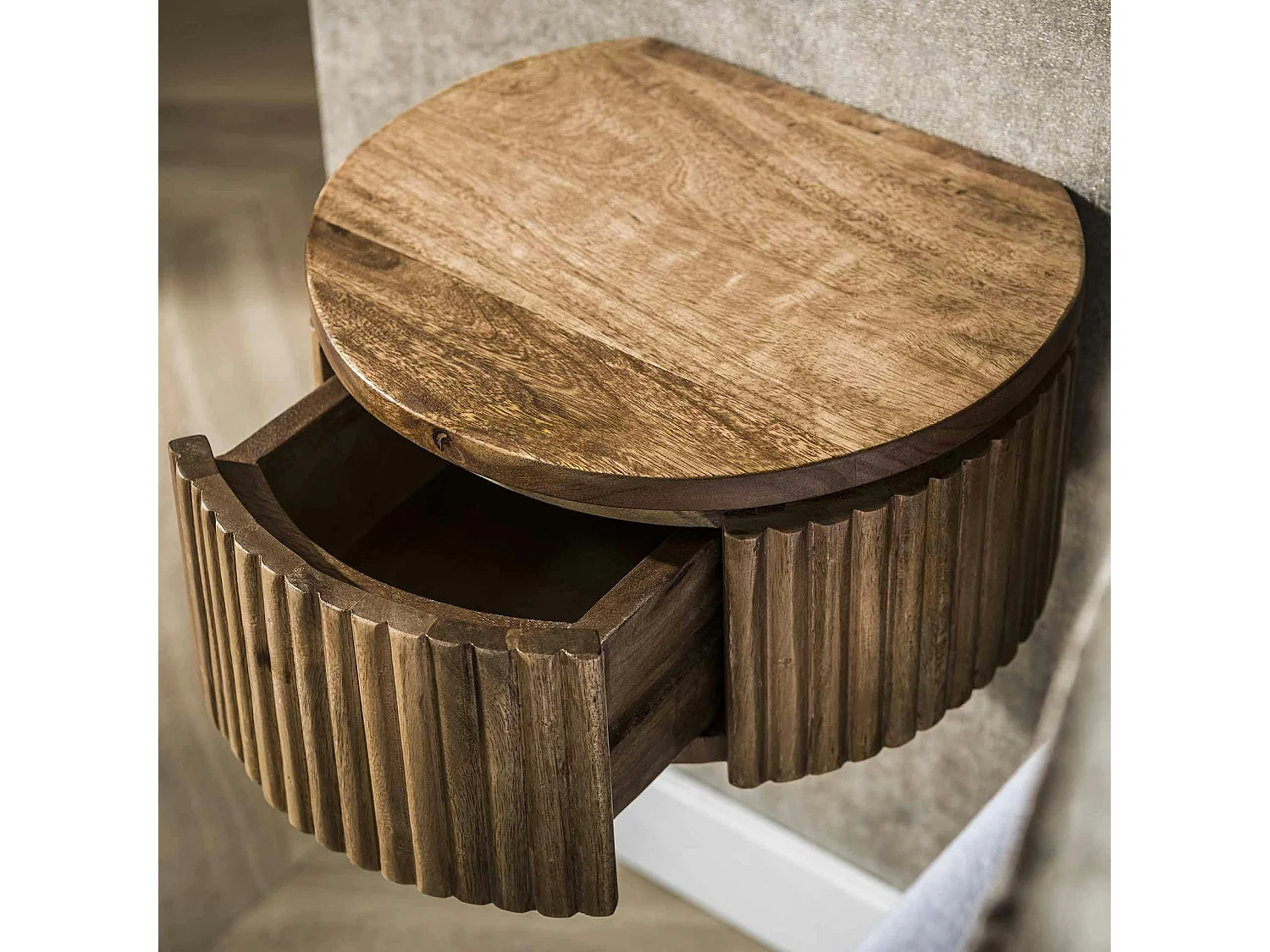 Table de nuit murale en bois rainuré – ronde, 30 cm DELHI