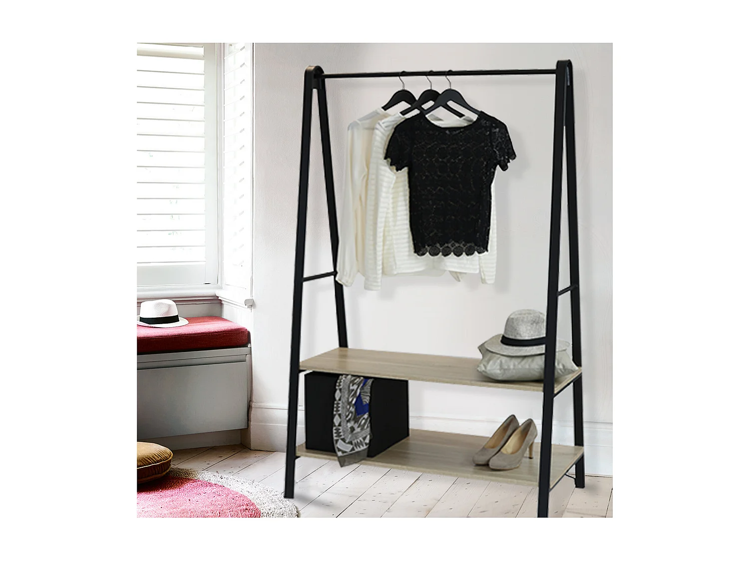 Perchero ARCO negro L.110 x H.170 x P.50 cm con estantes y barra