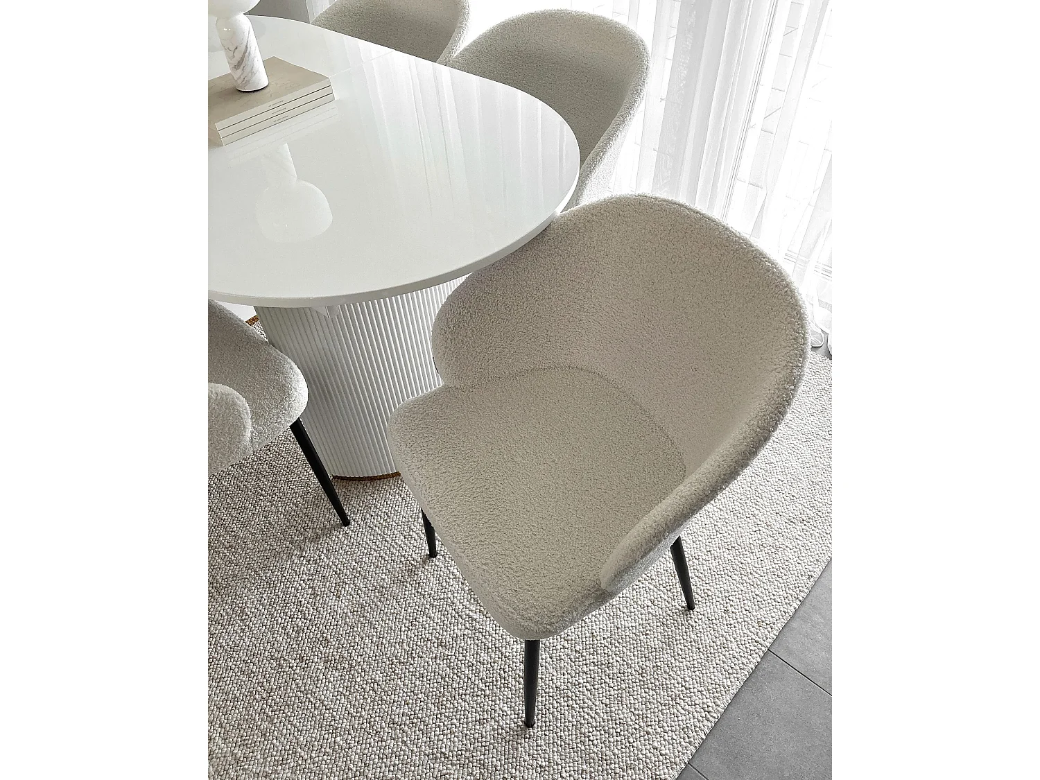 Lot de 2 chaises de salle à manger MASON Bouclé Blanc cassé