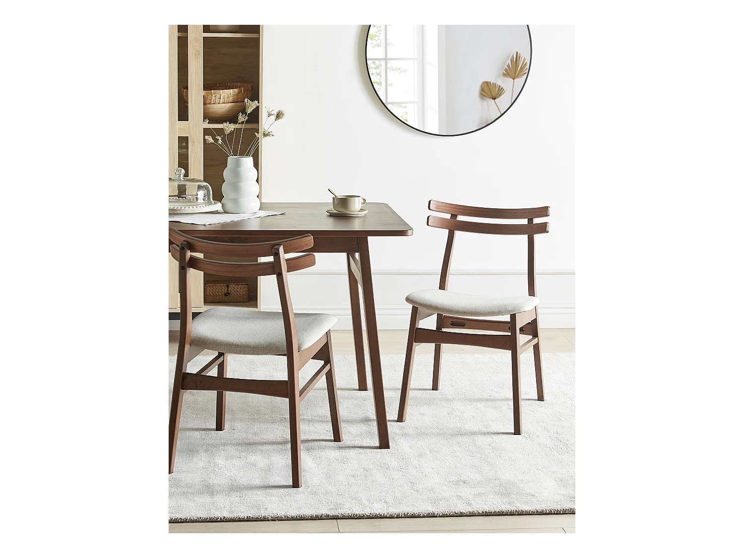 Zestaw 2 krzeseł do jadalni CYNTHIANA Drewno Jasnobeżowy