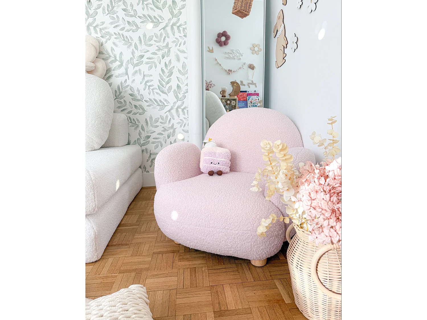 Fauteuil enfants en bouclé rose HEM
