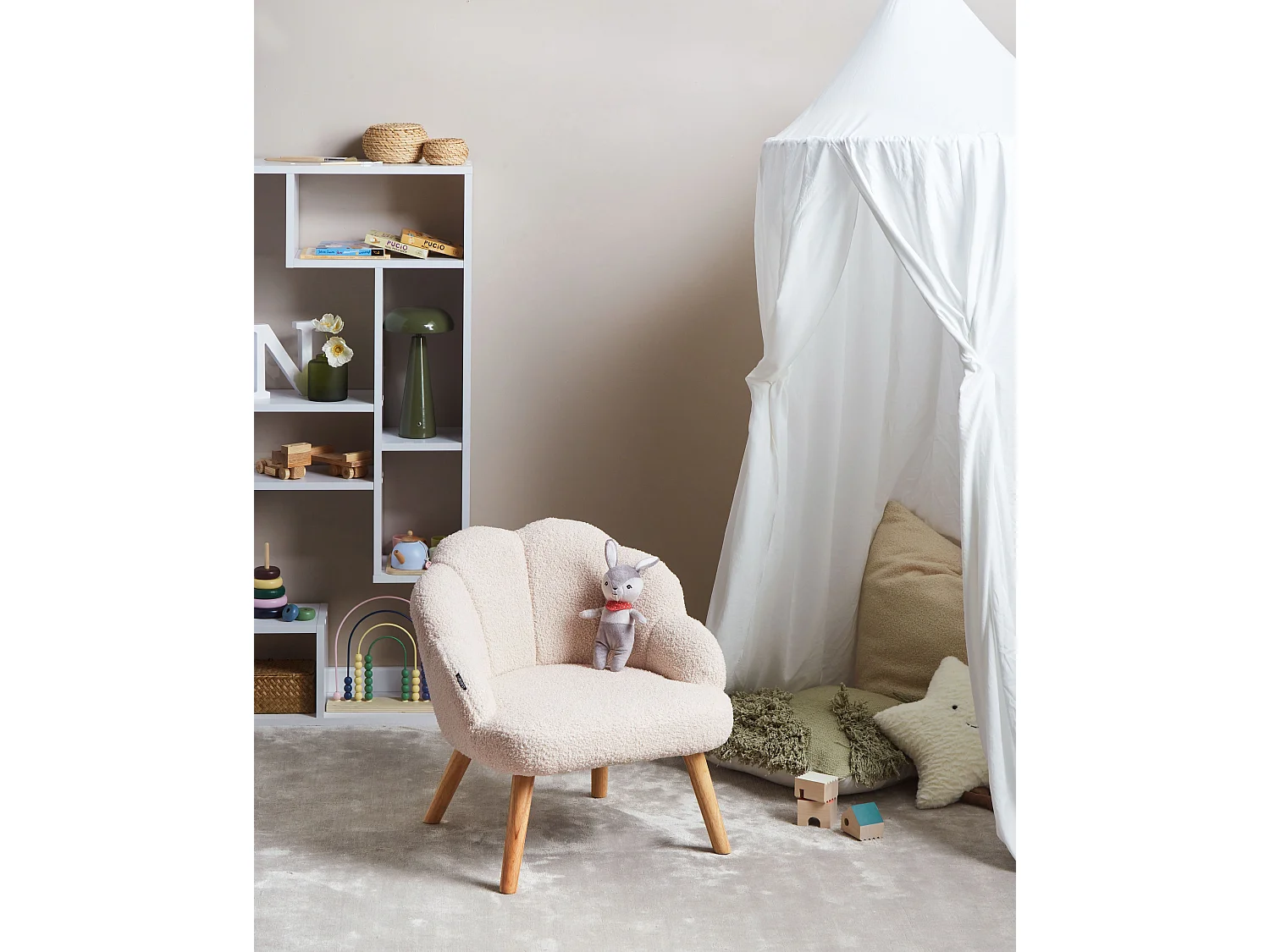 Poltrona per bambini bouclé beige chiaro MILAND