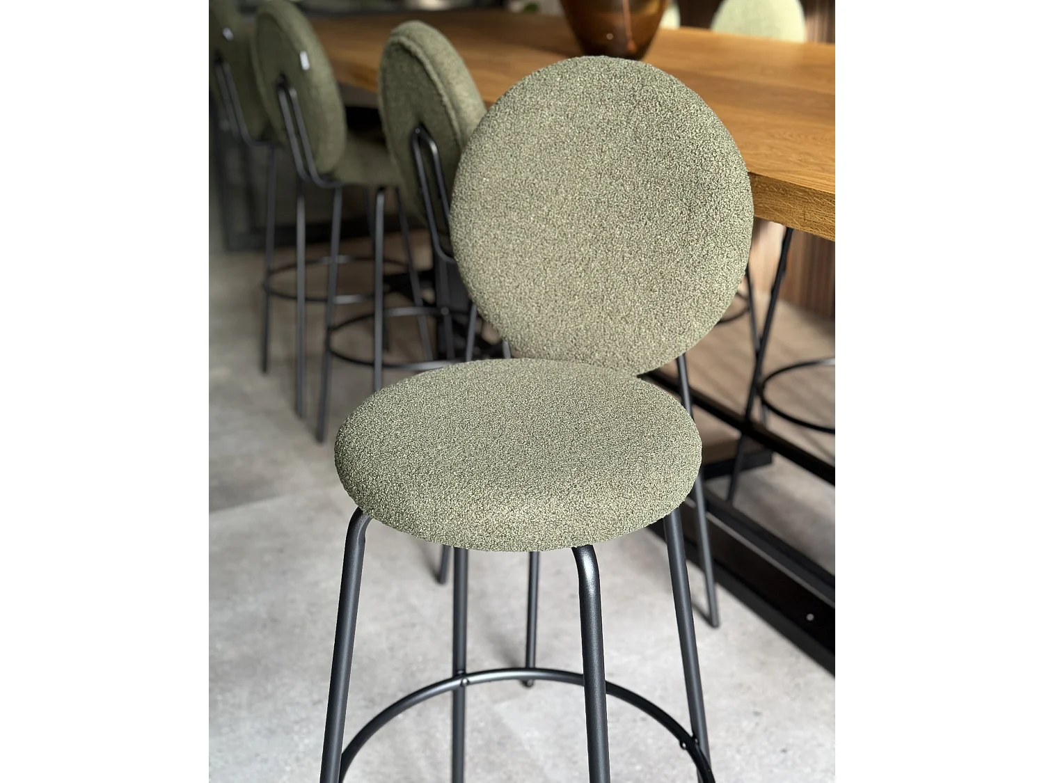 Lot de 2 chaises de bar EMERY Bouclé Vert clair