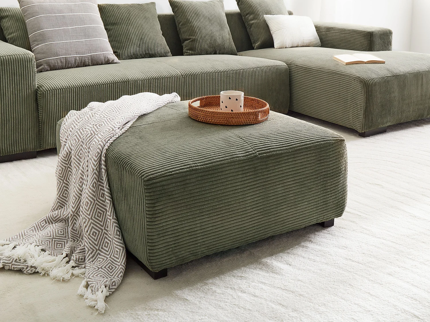 Ottoman LUNGO Velours côtelé Vert