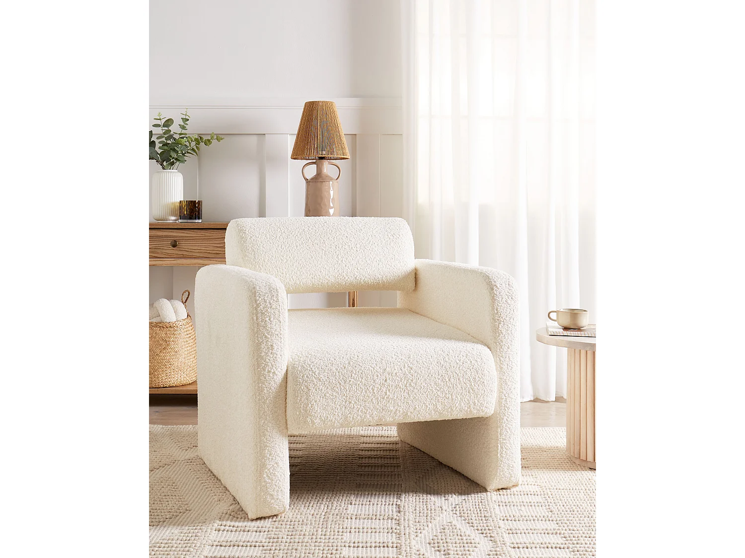 Fauteuil HALLSBERG Bouclé Blanc cassé