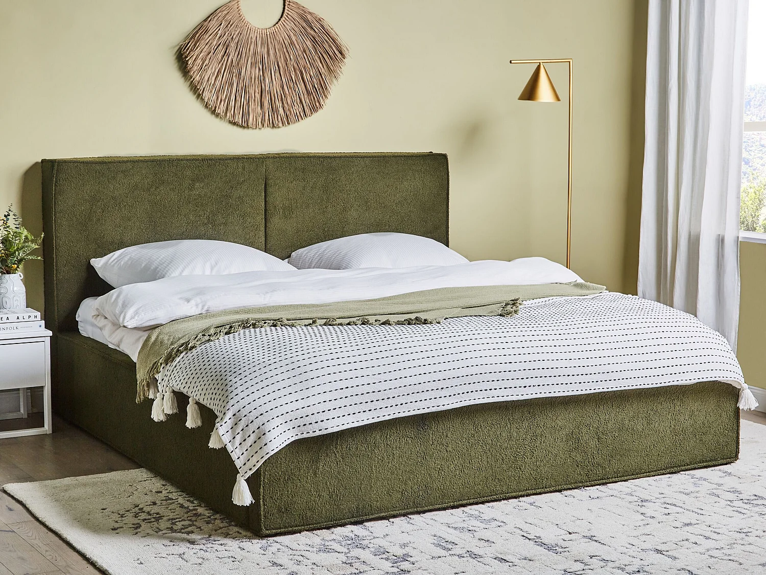 Lit ottoman Bouclé MOISSAC 180 x 200 cm Vert foncé