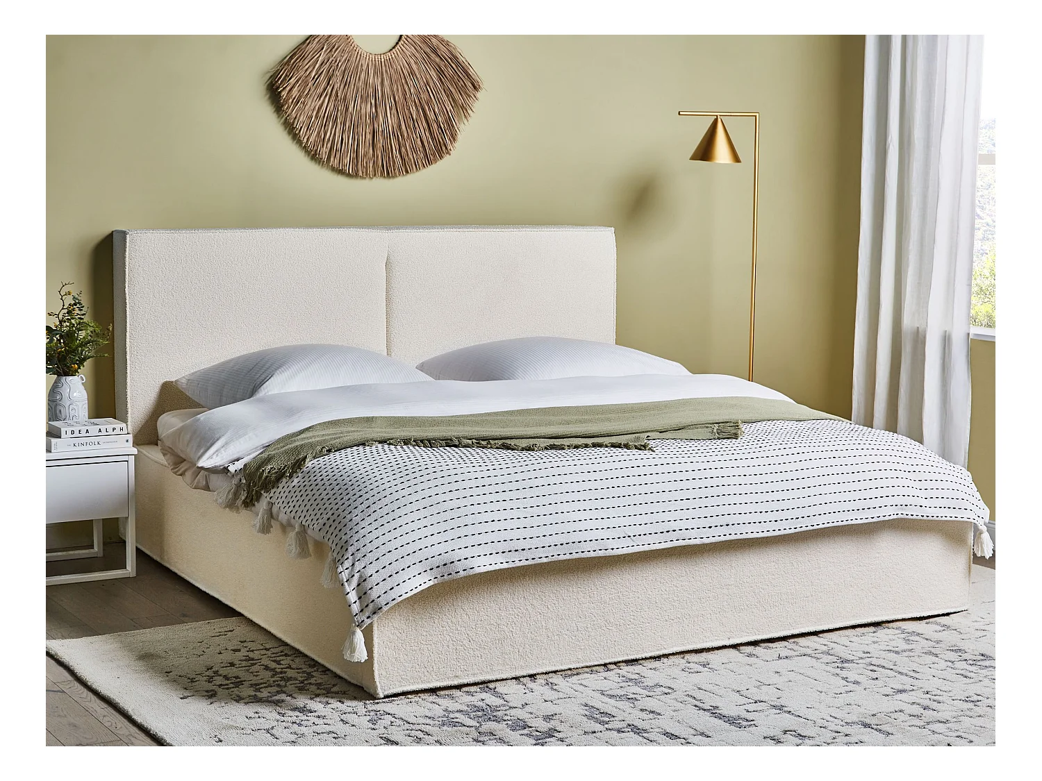 Lit ottoman Bouclé MOISSAC 180 x 200 cm Blanc cassé