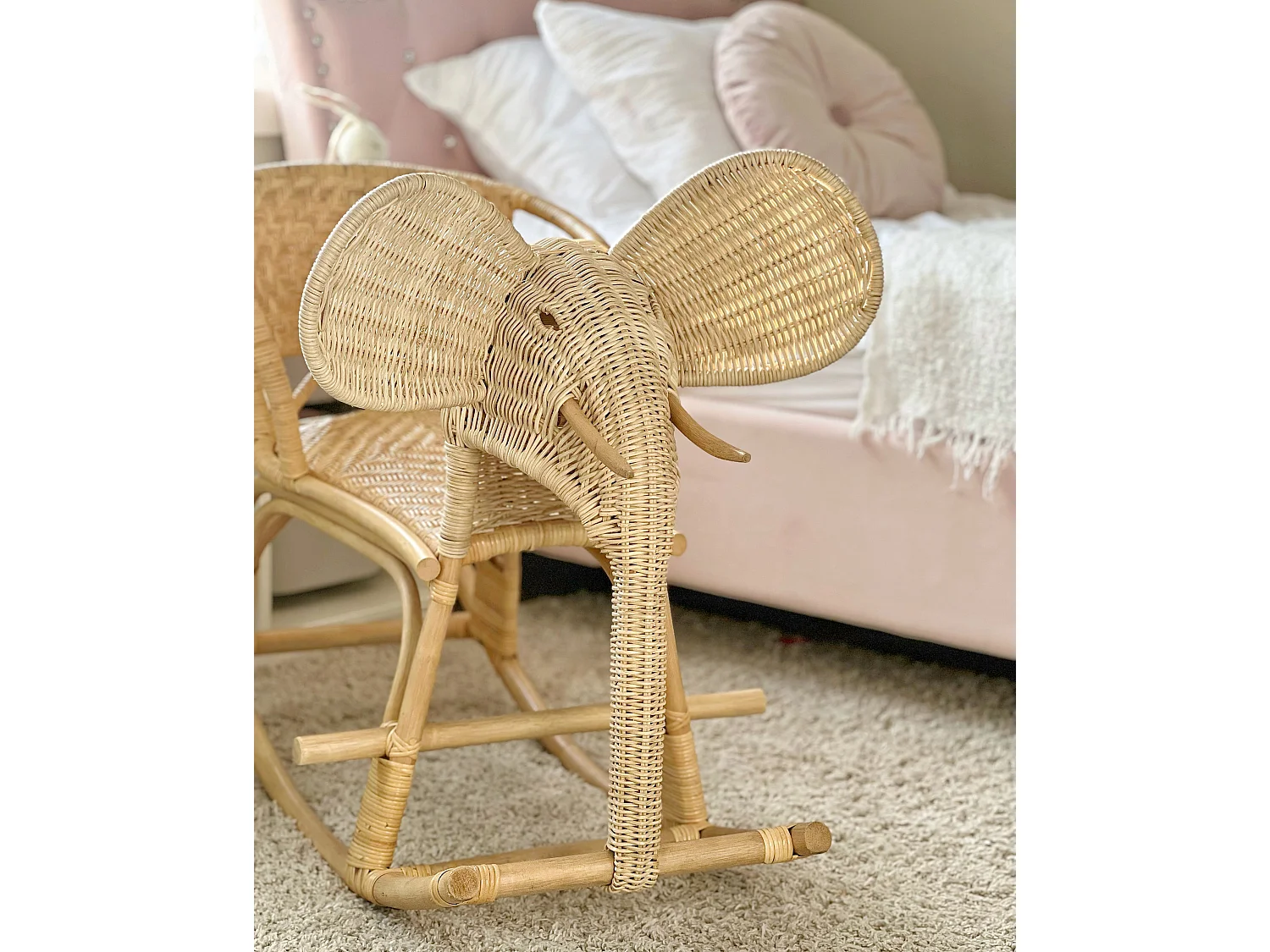 Kinder Schaukeltier Rattan naturfarben Elefantenform AMPOLLINO