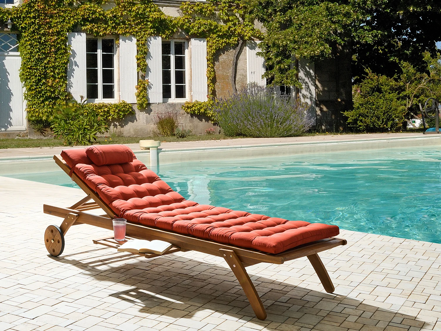 Leżak ogrodowy z poduszką CESANA PREMIUM Drewno akacjowe Czerwony