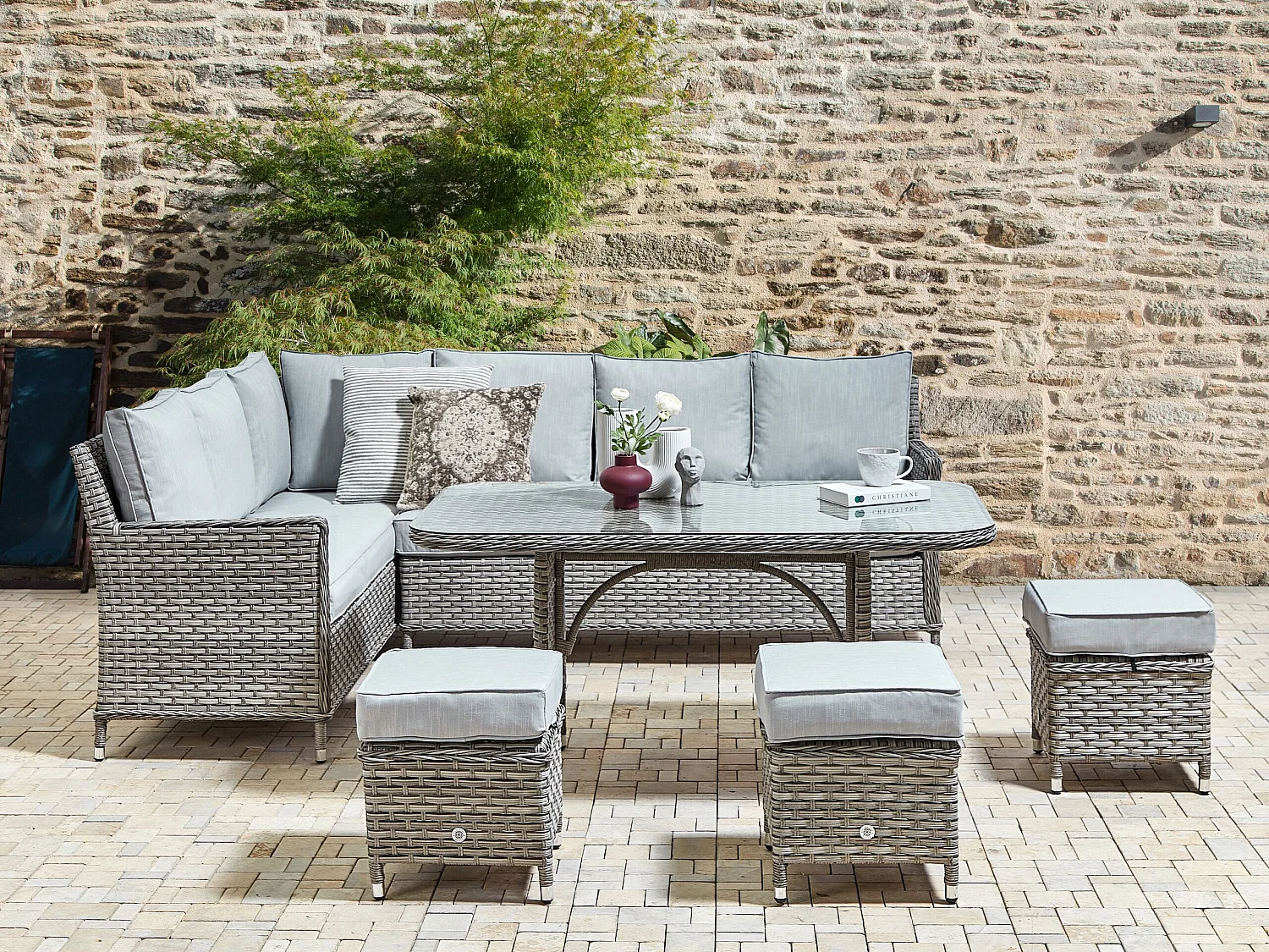 Ensemble de salon de jardin avec table et ottoman 9 places LACONA Côté droit Polyrotin Gris clair