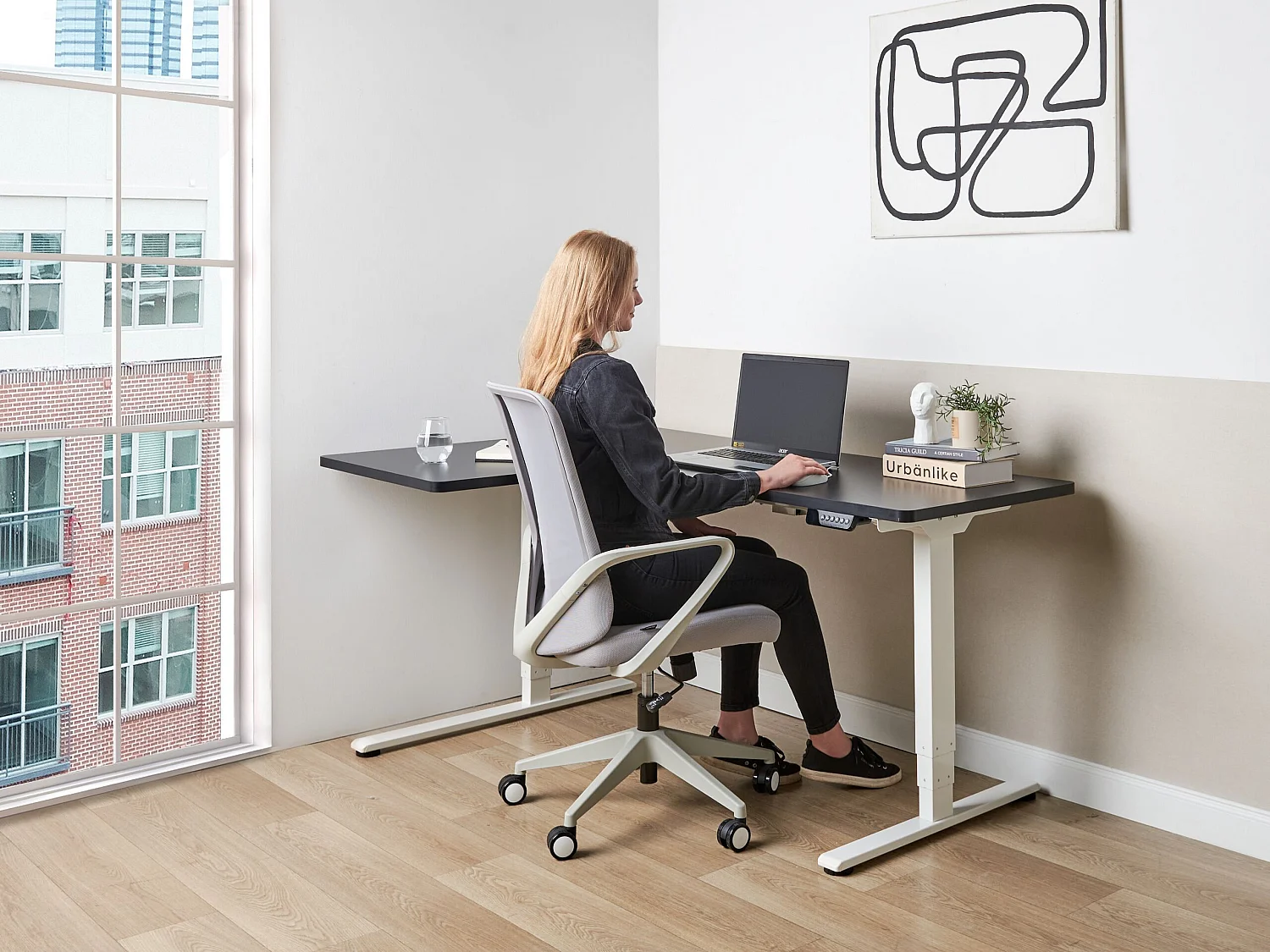 Bureau d'angle réglable électriquement DESTINES Noir/blanc 160 cm 109 cm Côté gauche