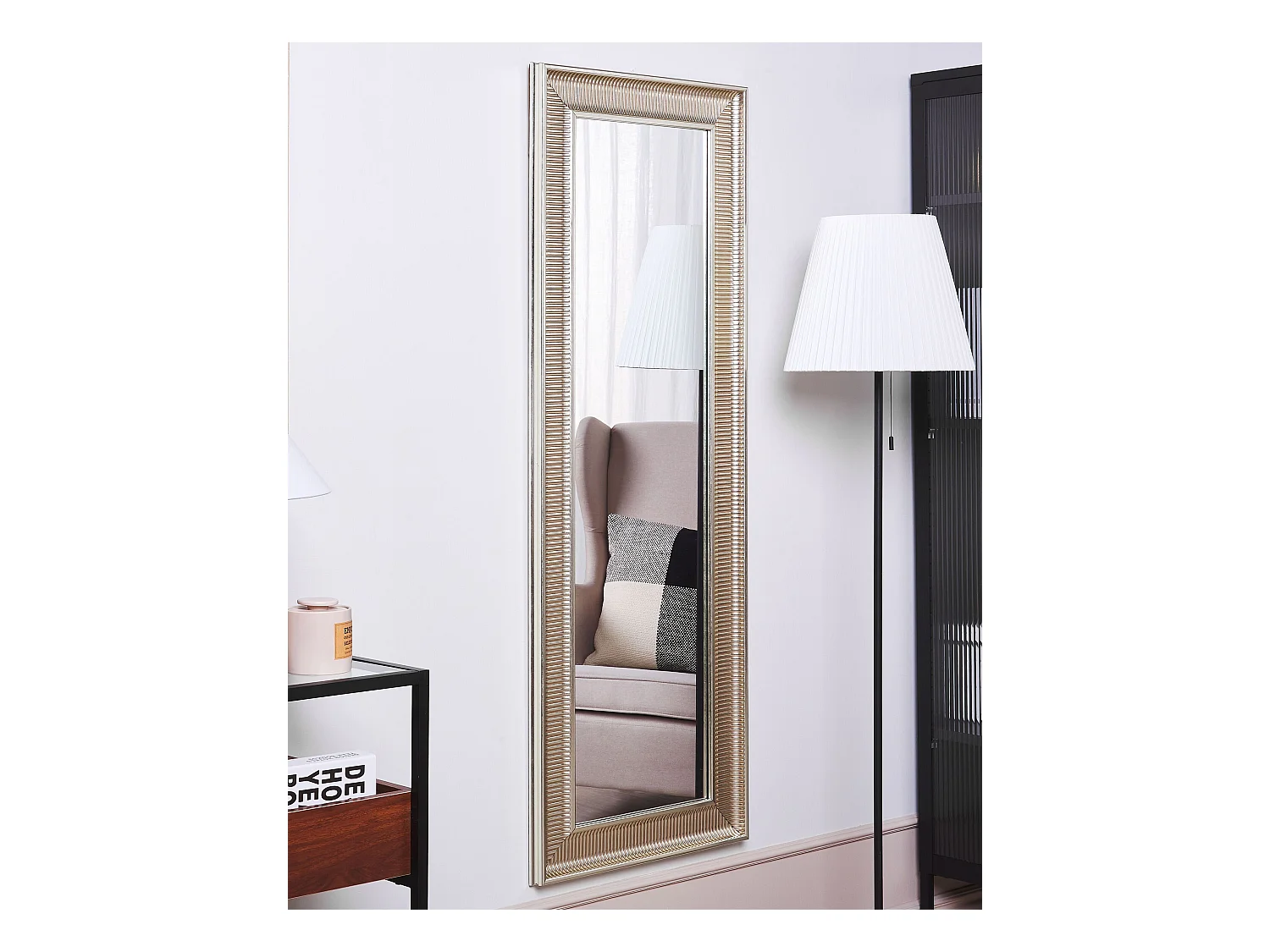 Dekorativer Wandspiegel schöner Rahmen 51x141 cm silber/gold Cassis