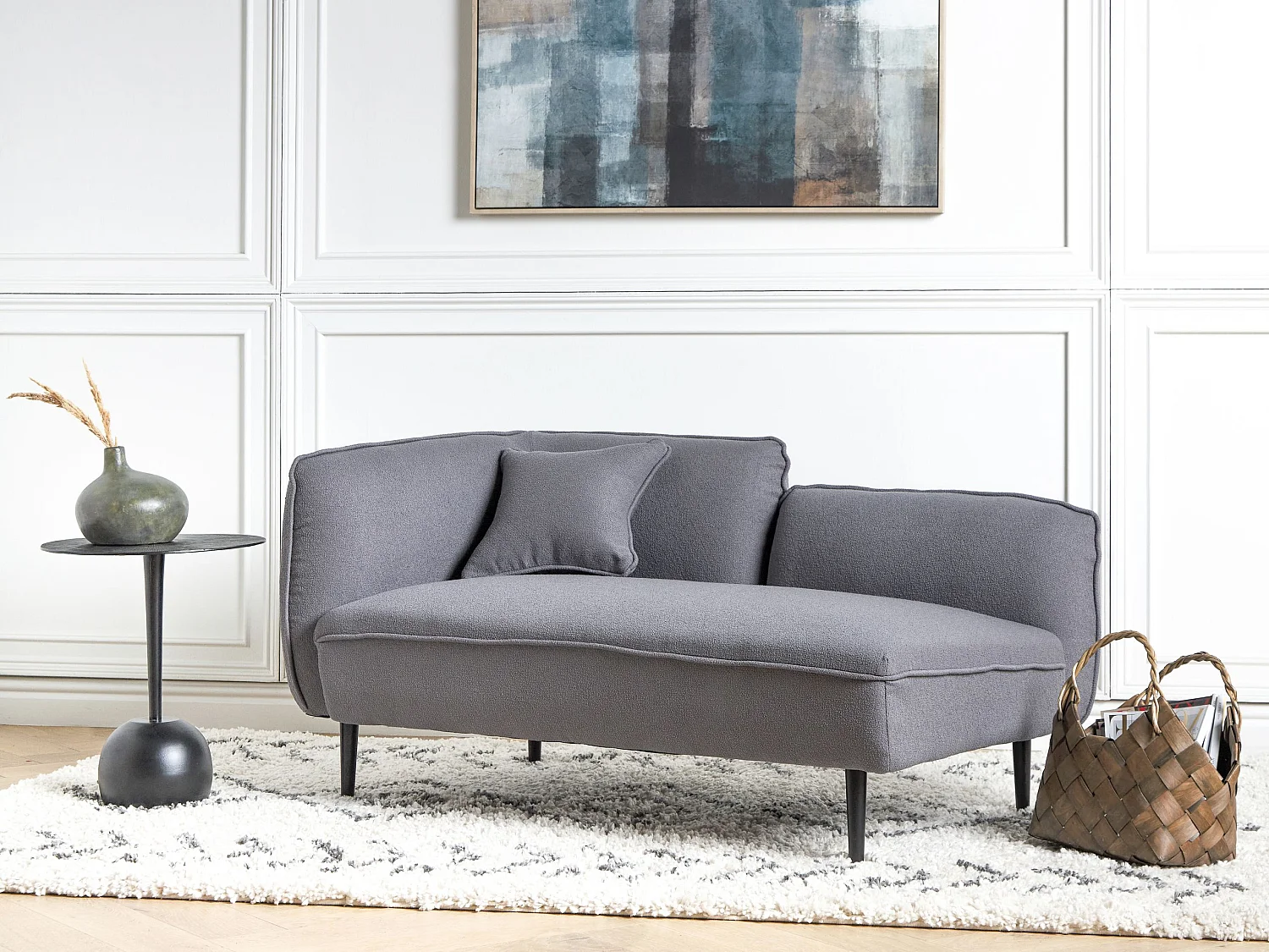 Chaiselongue Bouclé grau linksseitig mit Kissen Metallgestell modern Chevannes