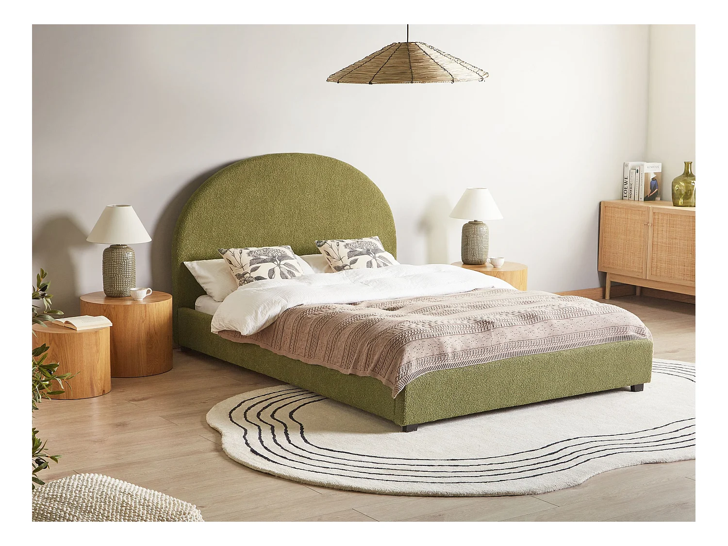 Bett mit Lattenrost Bouclé VAUCLUSE 140 x 200 cm Olivgrün