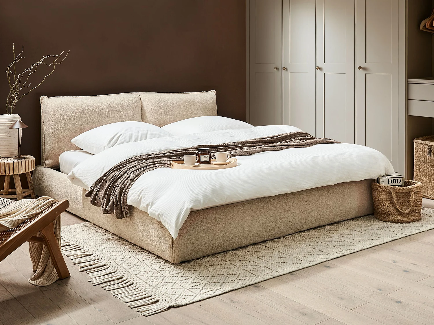 Lit avec sommier Bouclé VINAY 180 x 200 cm Beige clair