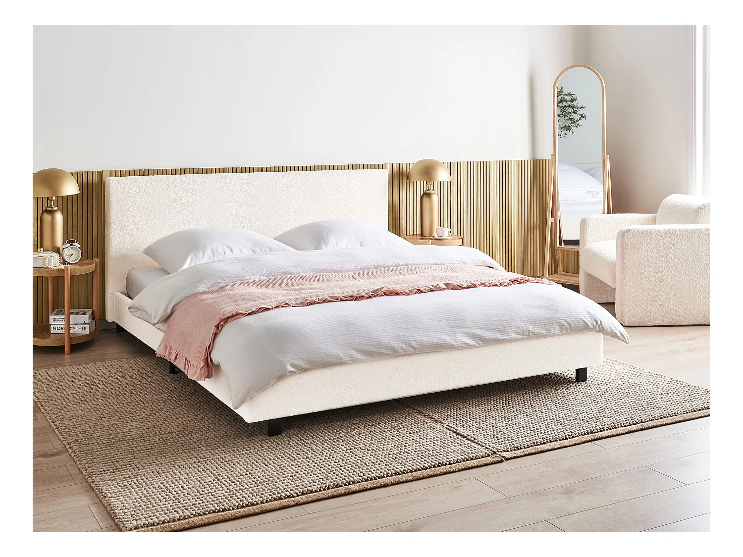 Bett mit Lattenrost Bouclé ALBI 180 x 200 cm Cremeweiss