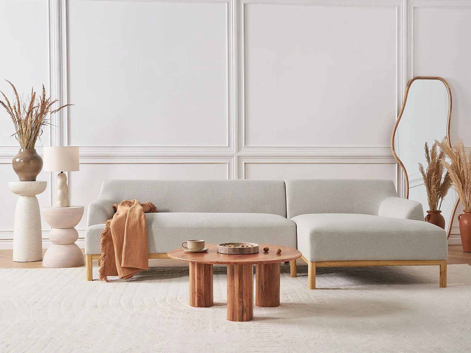 Canapé d'Angle à droite Pieds en Bois Meuble Coin de Salon en Tissu Polyester Beige Clair Sosjo