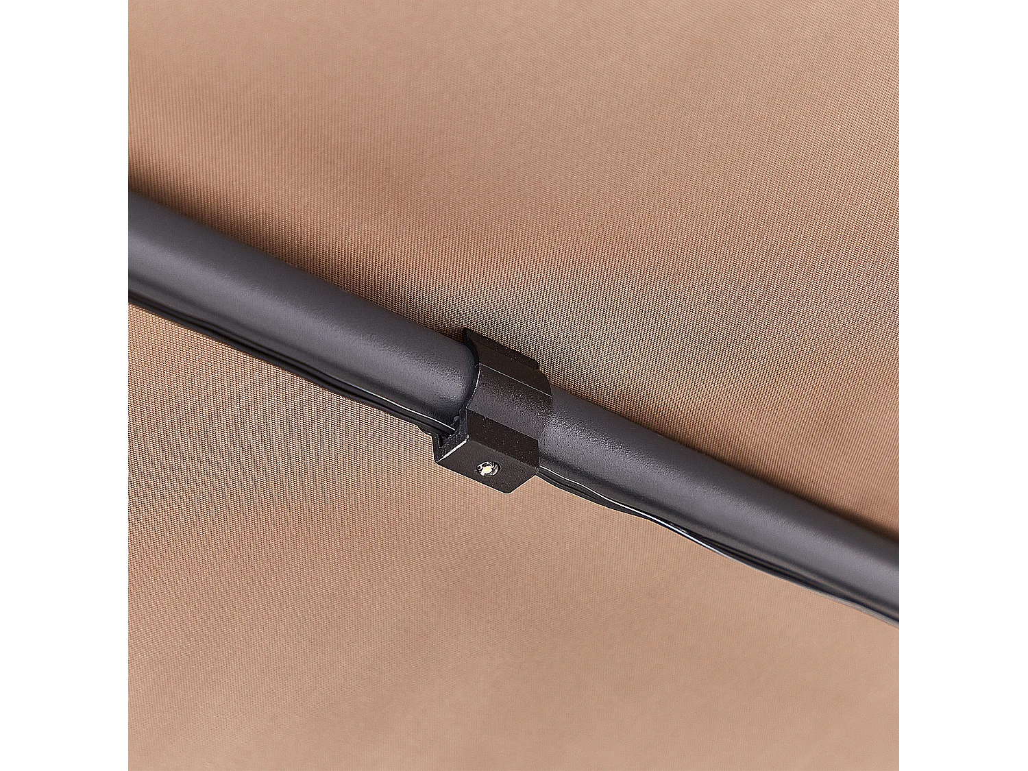 Pergola marrone con luci LED 310 x 310 cm PARGA