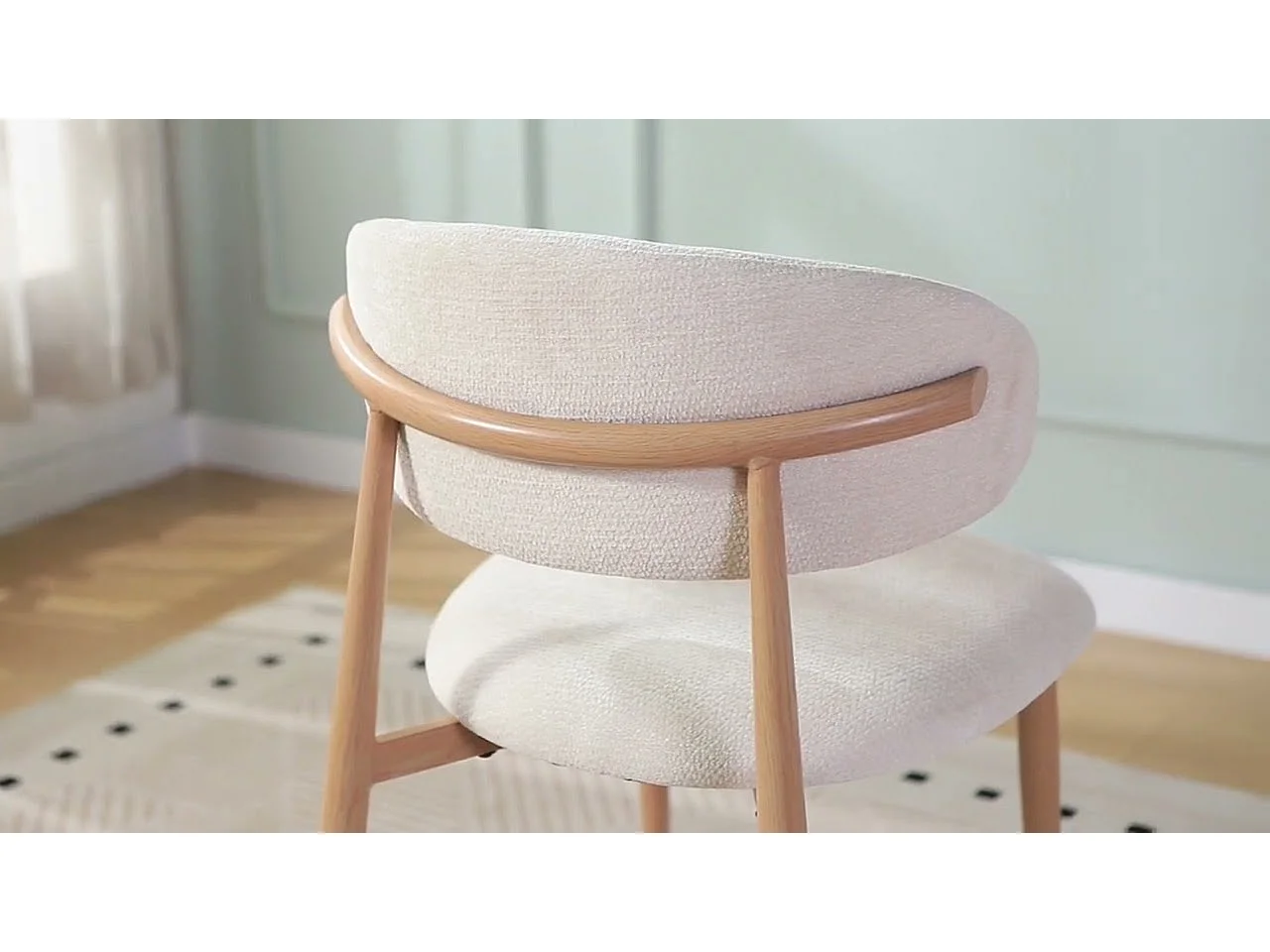 Lot de 2 chaises salle à manger - Tissu beige - Pieds effet bois chêne naturel clair - LEA