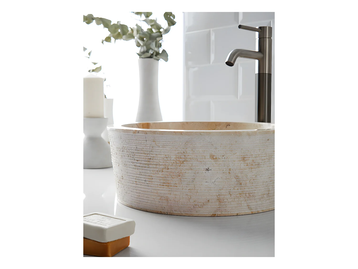 Vasque à poser / lavabo rond en marbre coloris beige - Diamètre 40 x Hauteur 15 cm