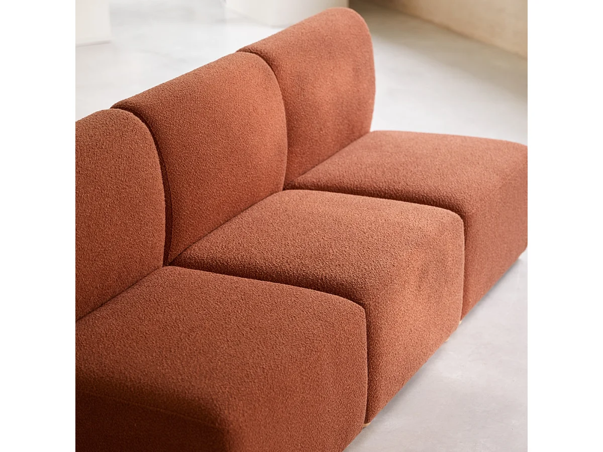 3-Sitzer-Modulbank Swann aus massivem Akazienholz mit terrakottafarbenem Stoffbezug