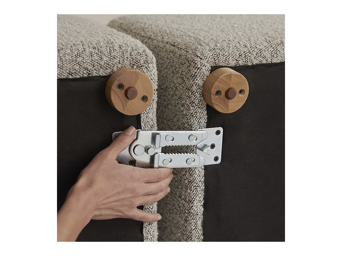 Divano modulare angolare Swann da 4 posti in acacia massello e tessuto grigio