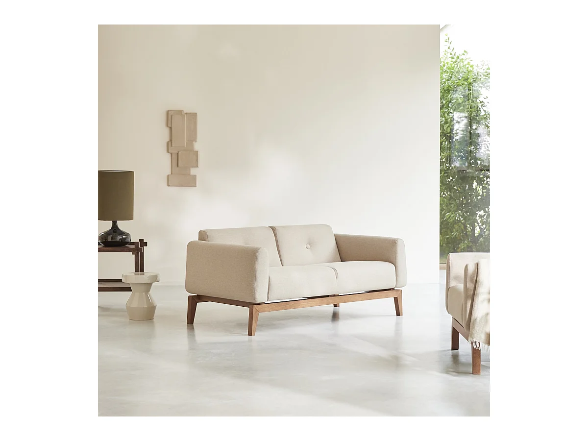 2-Sitzer-Sofa mit massivem Eichenholzgestell und ecrufarbenem Stoffbezug