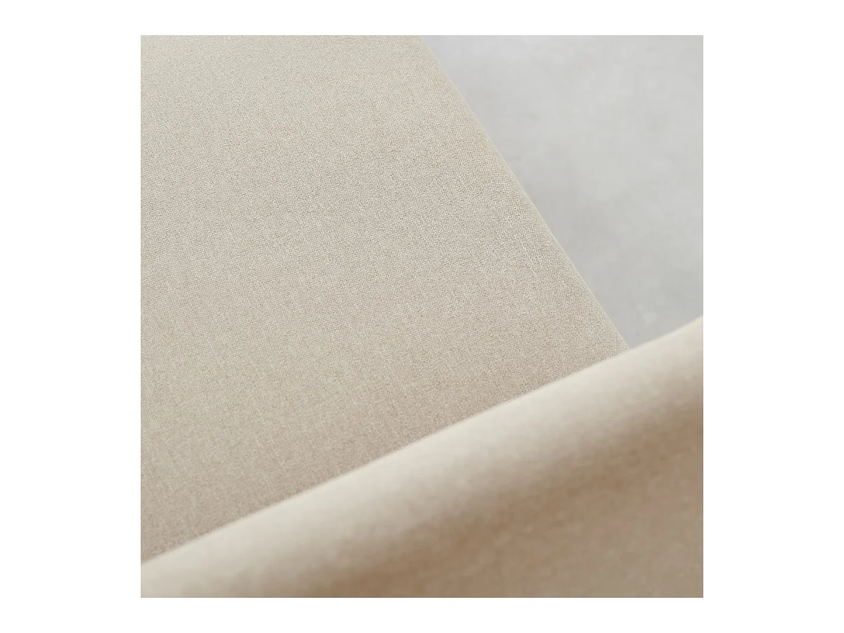 2-Sitzer-Sofa mit massivem Eichenholzgestell und ecrufarbenem Stoffbezug