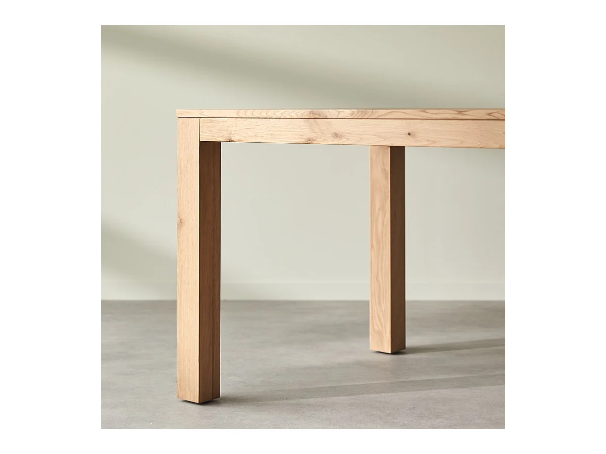 Tisch aus massivem Eichenholz mit Knoten, 6–8 Pers. Eden