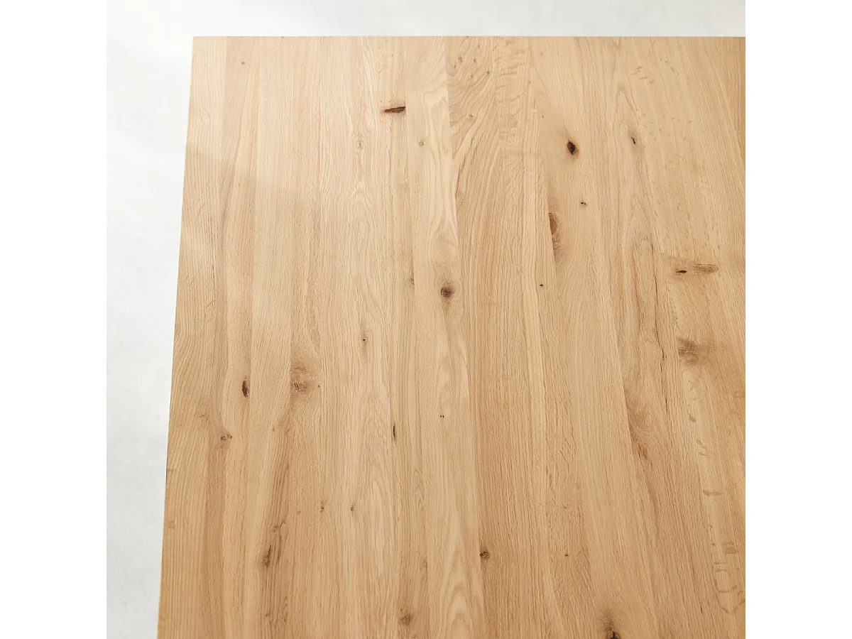 Table en bois de chêne massif avec noeuds 6-8 pers. Eden